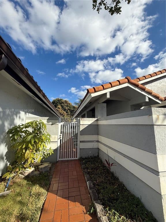 3-bedroom Single-Family Home — 18237 NW 61st Pl
