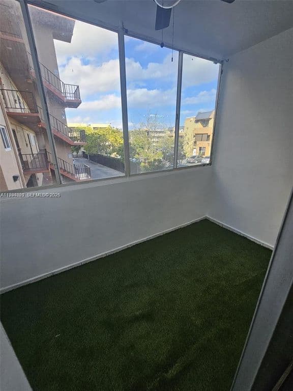 2+1 Condo — 6055 W 19th Ave APT 209