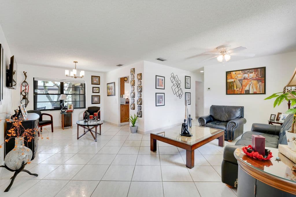 3-bedroom Single-Family Home — 9235 Saddlecreek Drive