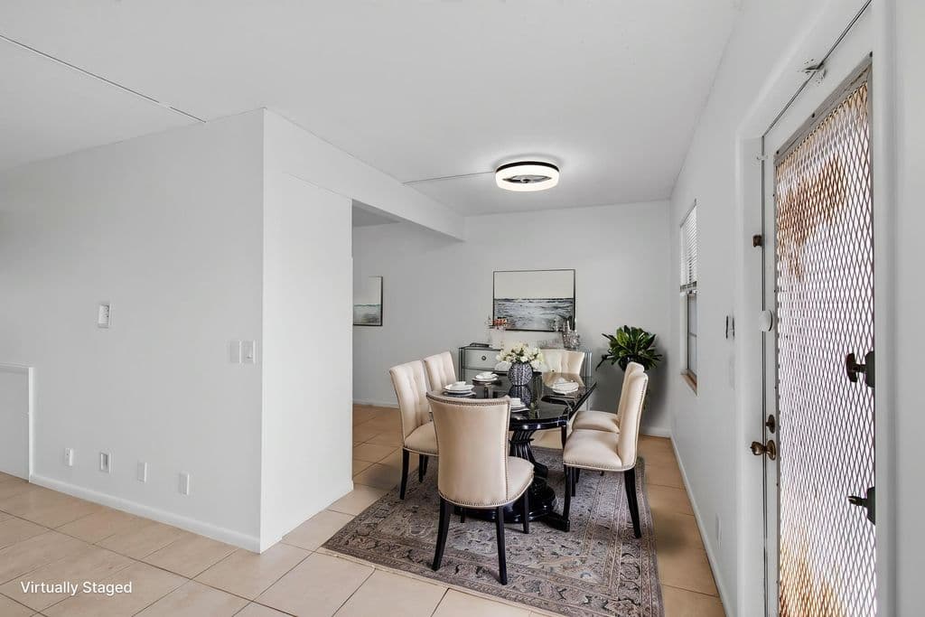2-bedroom Condo — 4028 Hythe B