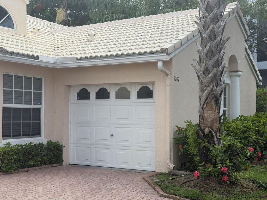2-bedroom Condo — 7267 Panache Way