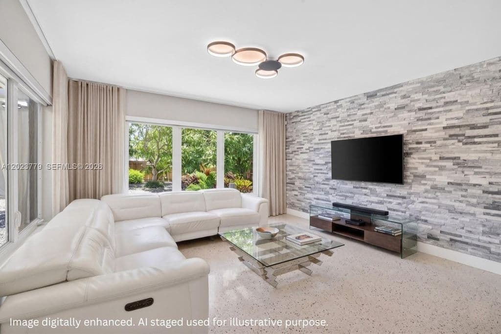 3+1 Müstakil ev — 709 NW 9th Ct