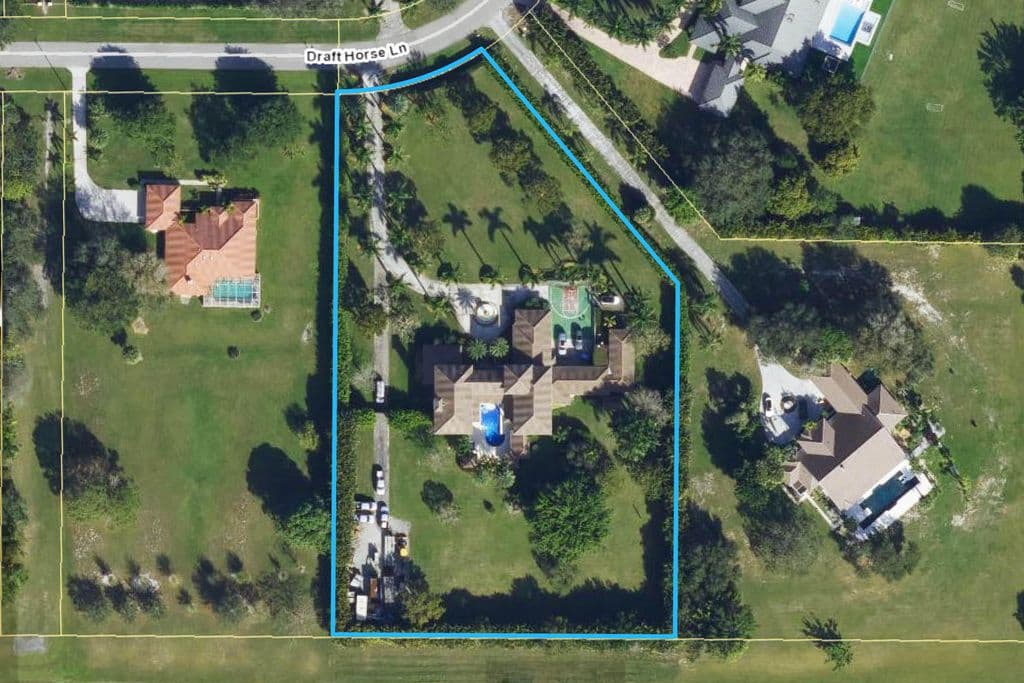 7-bedroom Single-Family Home — 14535 Draft Horse Ln