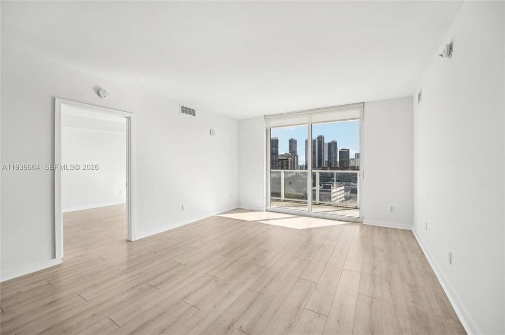 2+1 Condo — 4250 Biscayne Blvd APT 1516