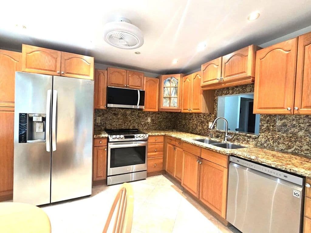 2-bedroom Condo — 2402 Antigua Circle #E3