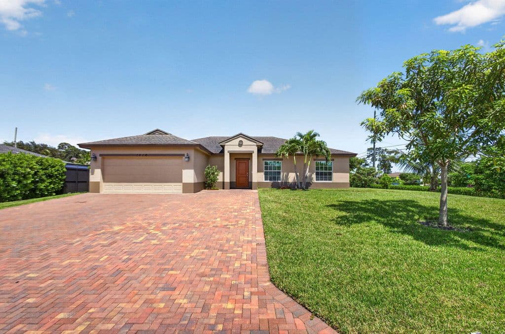 3-bedroom Single-Family Home — 1016 CHERYL Road