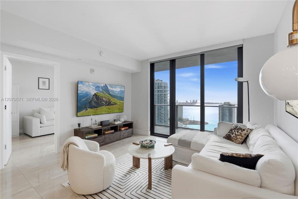2-bedroom Condo — 1010 Brickell Ave Unit 3903