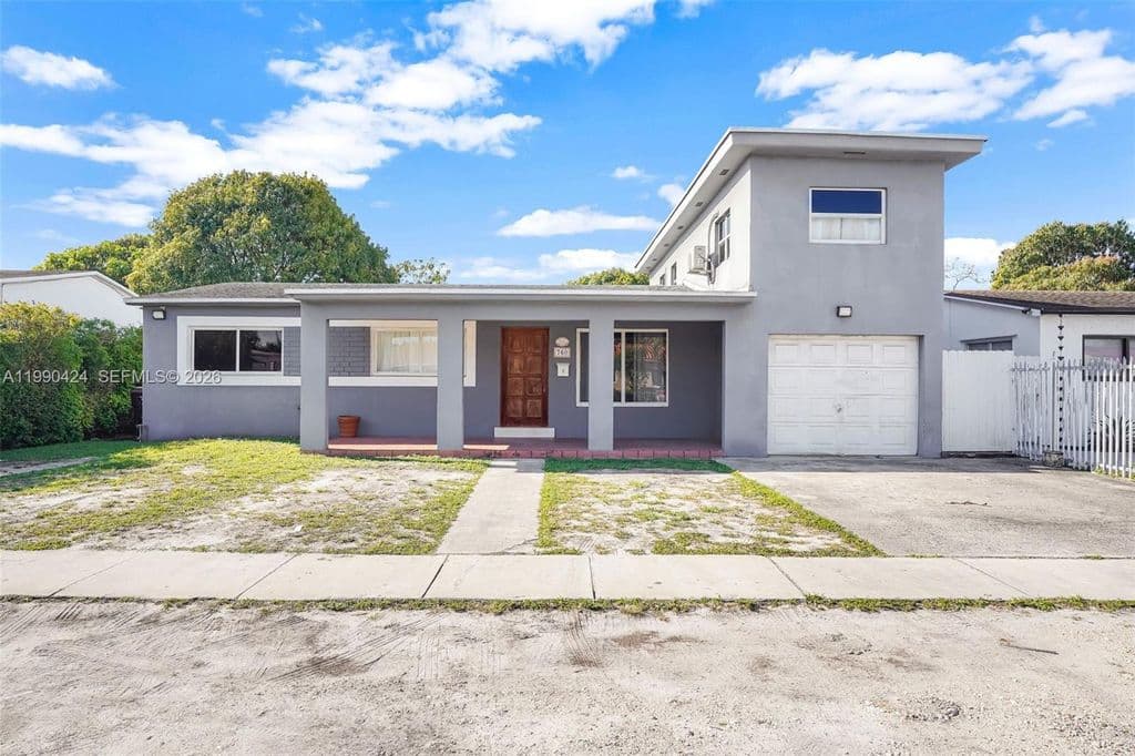 6+1 Müstakil ev — 760 E 55th St