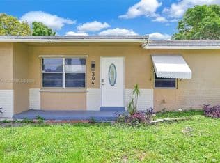 3+1 Müstakil ev — 304 SW 77th Ave, Pompano Beach, 33068