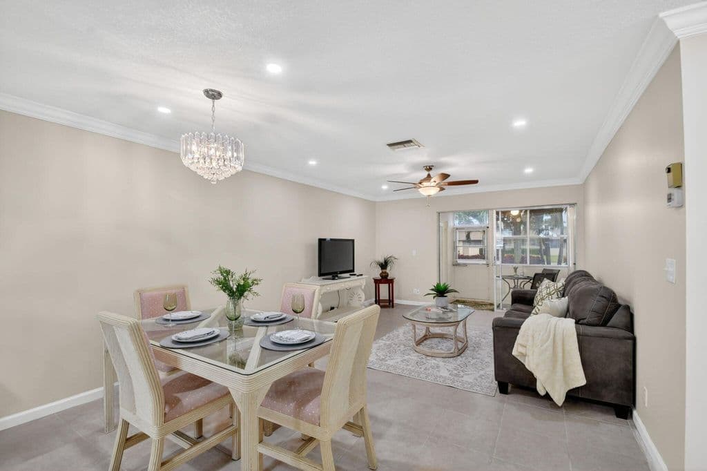 2-bedroom Condo — 2787 Dudley Dr Apt D