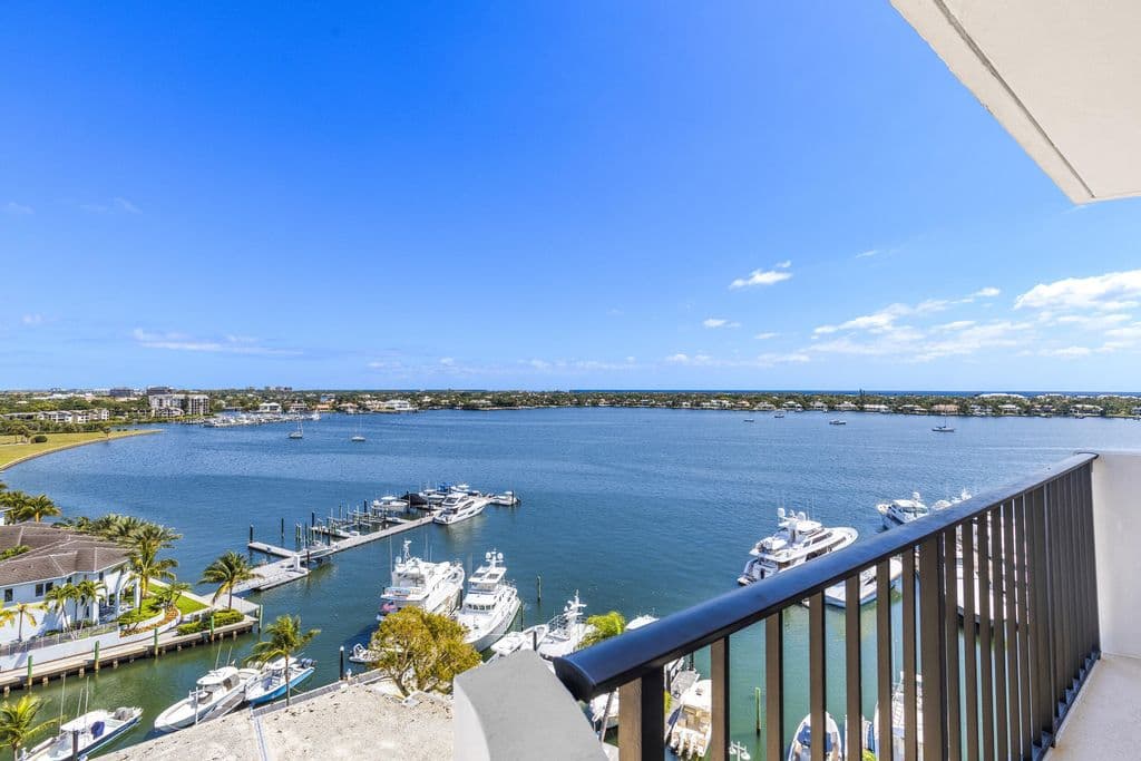 2+1 Condo — 1208 MARINE Way #901