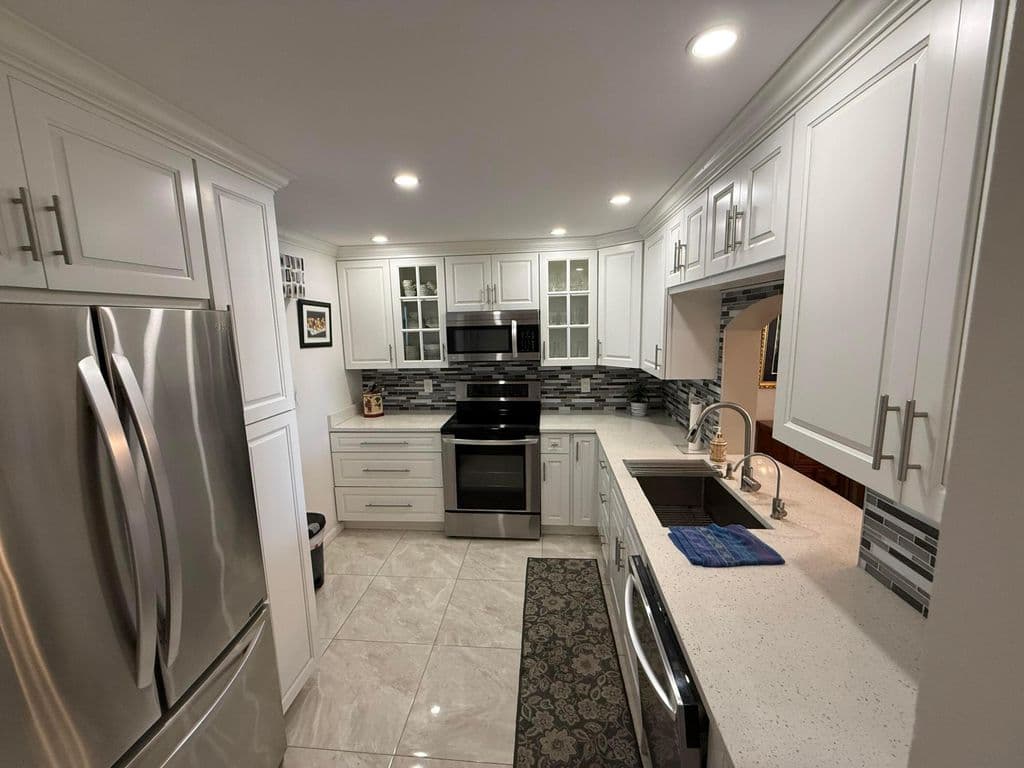 2+1 Condo — 1024 SE 5th Avenue #308