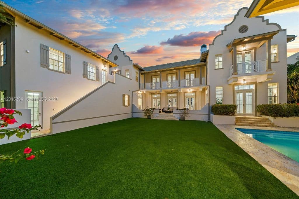 7+1 Müstakil ev — 7745 SW 54th Ave