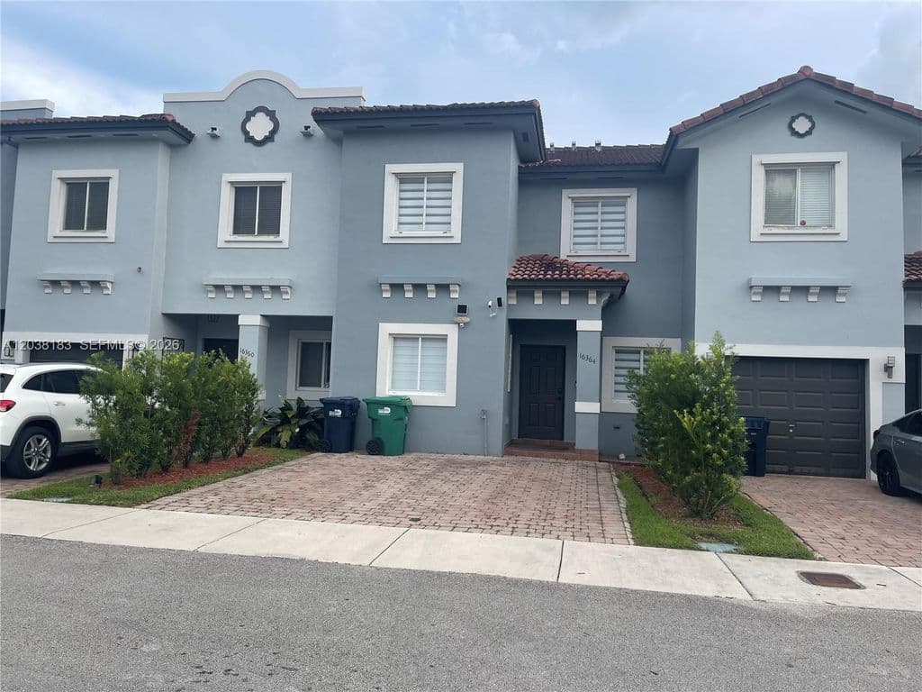 4+1 Mülk — 16364 SW 44th Way