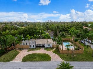 3+1 Müstakil ev — 1900 NE 16th Terrace, Fort Lauderdale, 33305