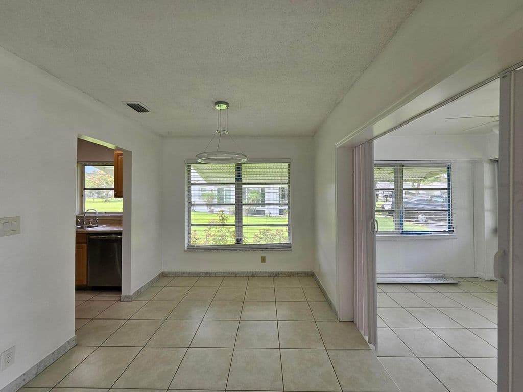2-bedroom Condo — 8431 NW 12th Street #D68