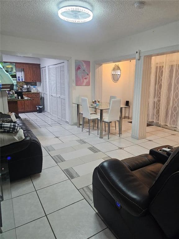 4-bedroom Single-Family Home — 6847 SW 13th St