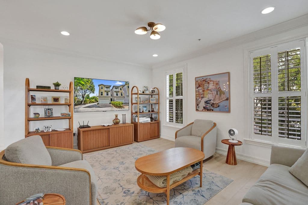3-bedroom Property — 2730 Old Florida Trail #2730