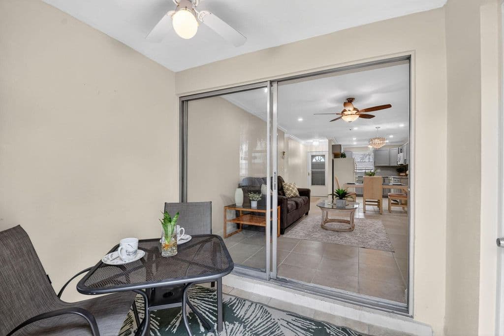 2-bedroom Condo — 2787 Dudley Dr Apt D