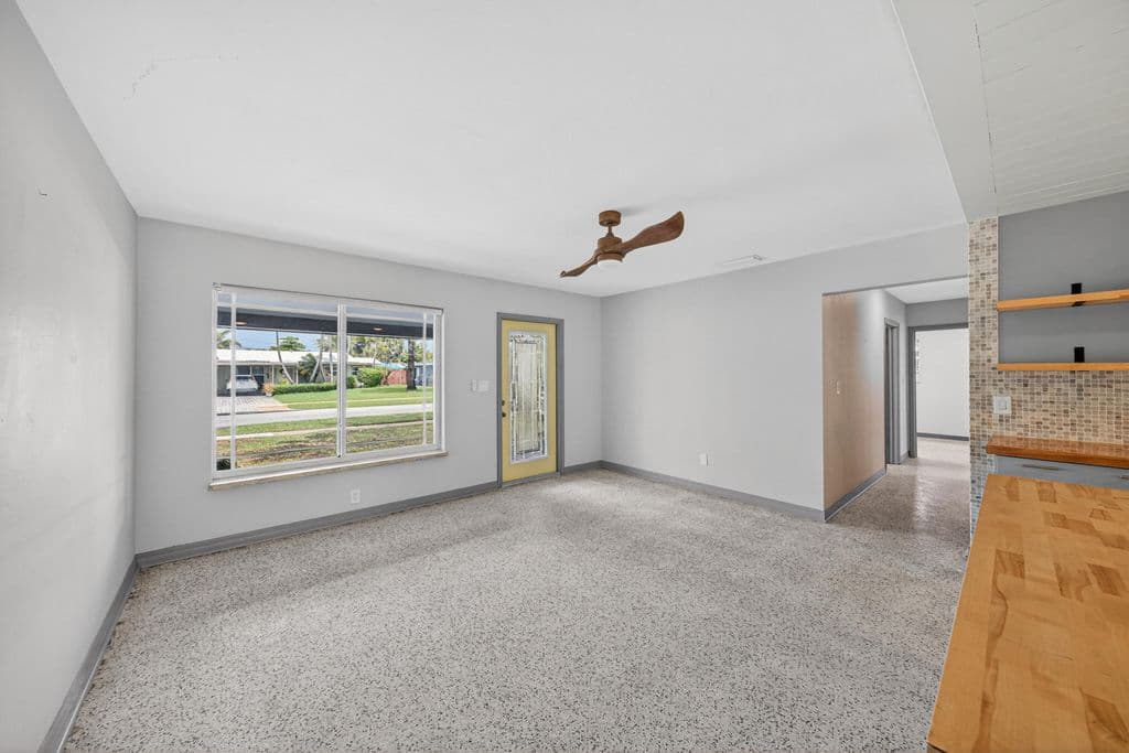 3-bedroom Single-Family Home — 818 NW 28th Court