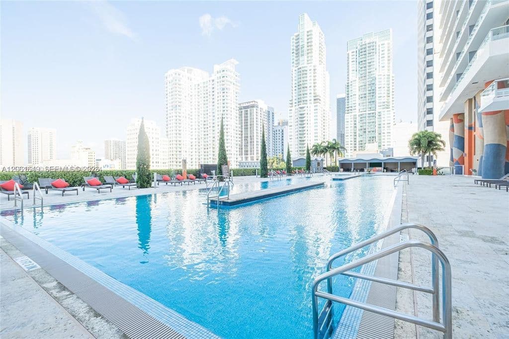 Condo — 50 Biscayne Blvd APT 508