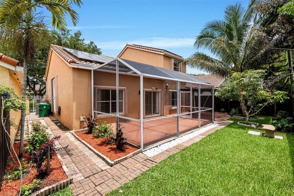 4+1 Müstakil ev — 2722 Cayenne Ave