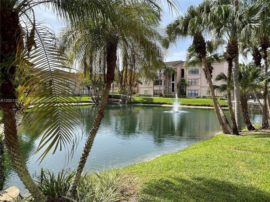 1-bedroom Condo — 2826 S University Dr APT 3101