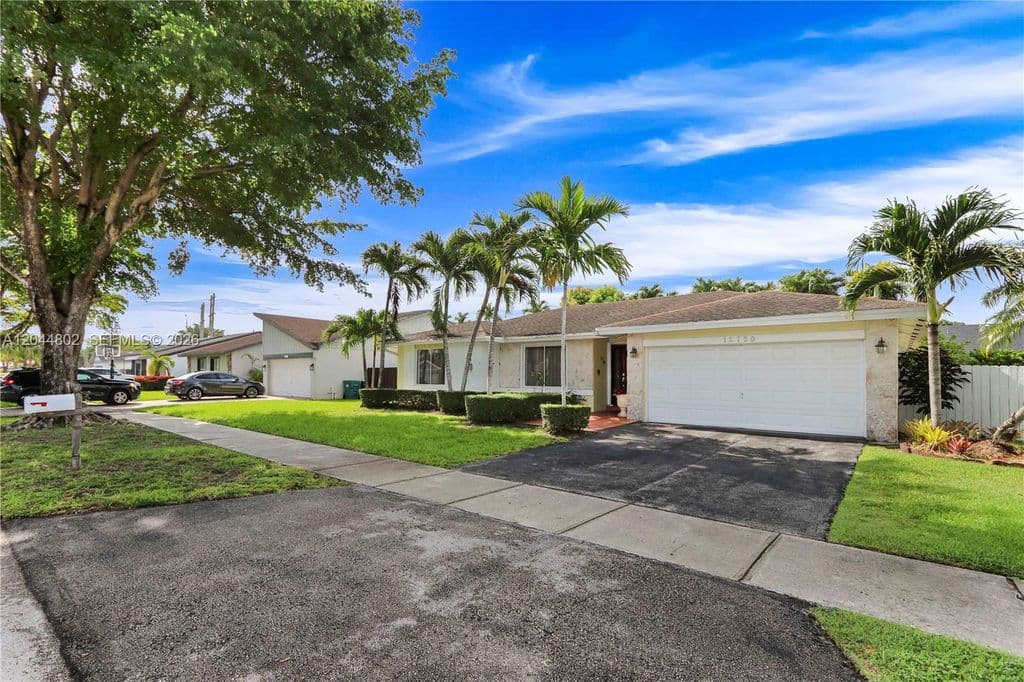 3+1 Müstakil ev — 12730 SW 119th St