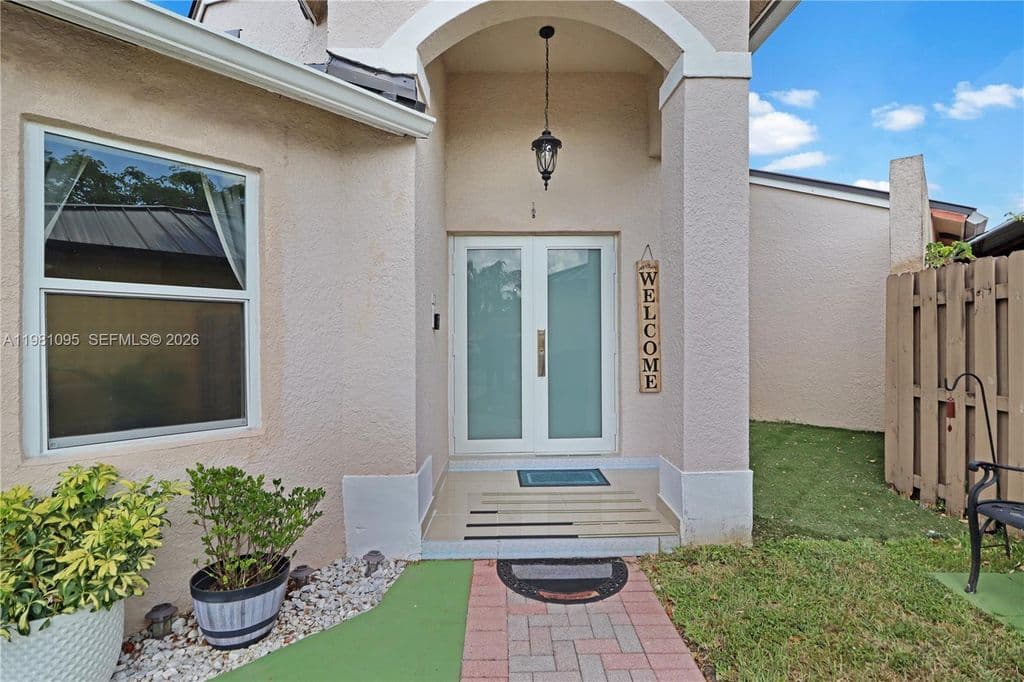 4+1 Müstakil ev — 8070 SW 157th Pl