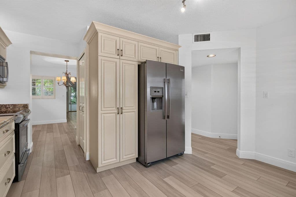 2+1 Condo — 1606 Abaco Drive #A1