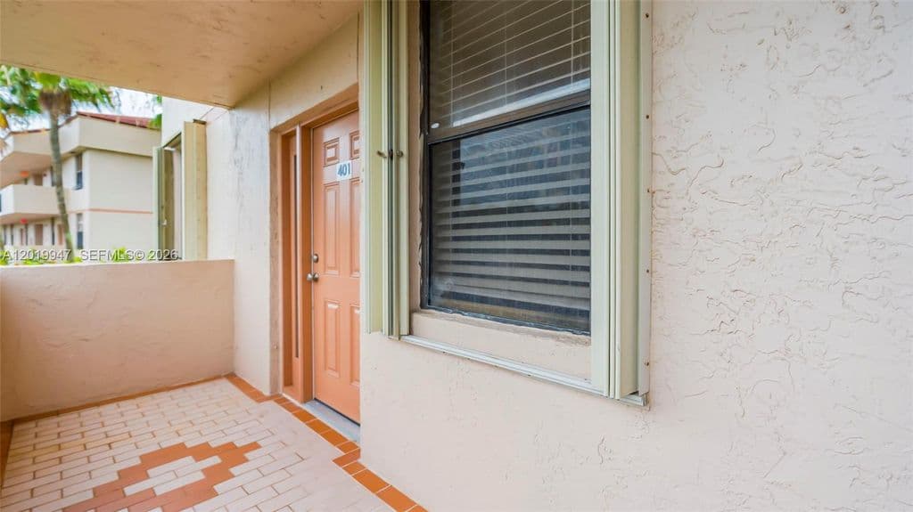 2-bedroom Condo — 2768 Carambola Cir S APT 401
