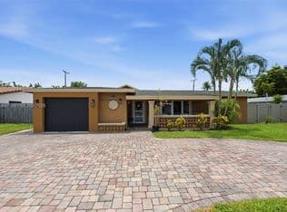 3+1 Müstakil ev — 5640 NE 16th Ave, Fort Lauderdale, 33334