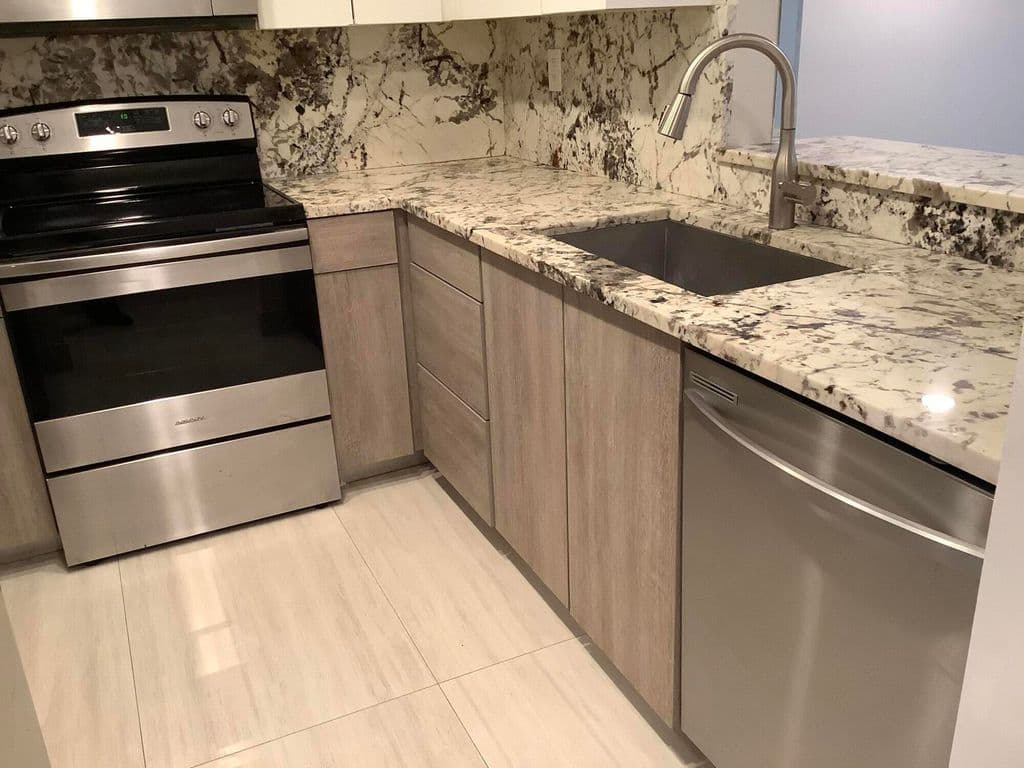 2-bedroom Condo — 81 Deer Creek Road #101 - J