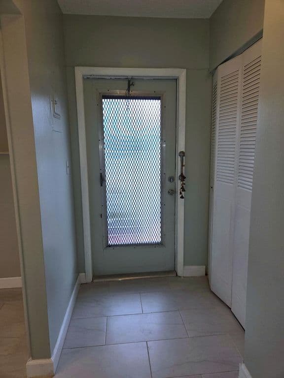 2-bedroom Condo — 5071 W OAKLAND PARK Boulevard #109