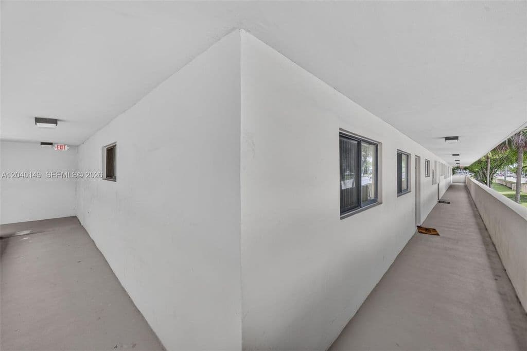 2-bedroom Condo — 8415 SW 107th Ave APT 240W
