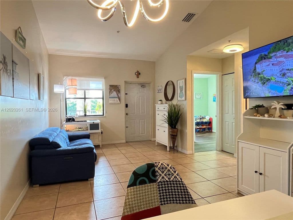 2-bedroom Condo — 22731 SW 88th Pl Unit 303