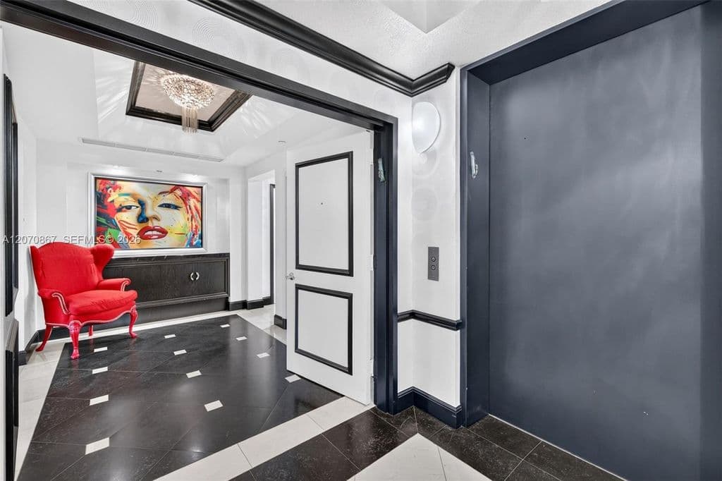 3-bedroom Condo — 21050 Point Pl APT 403