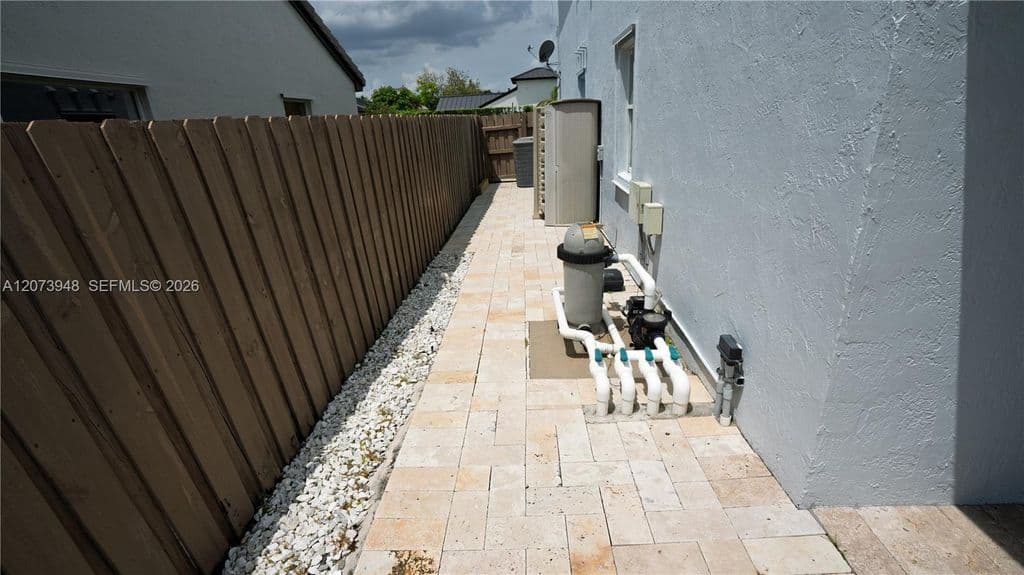 4+1 Müstakil ev — 7301 SW 159th Ave