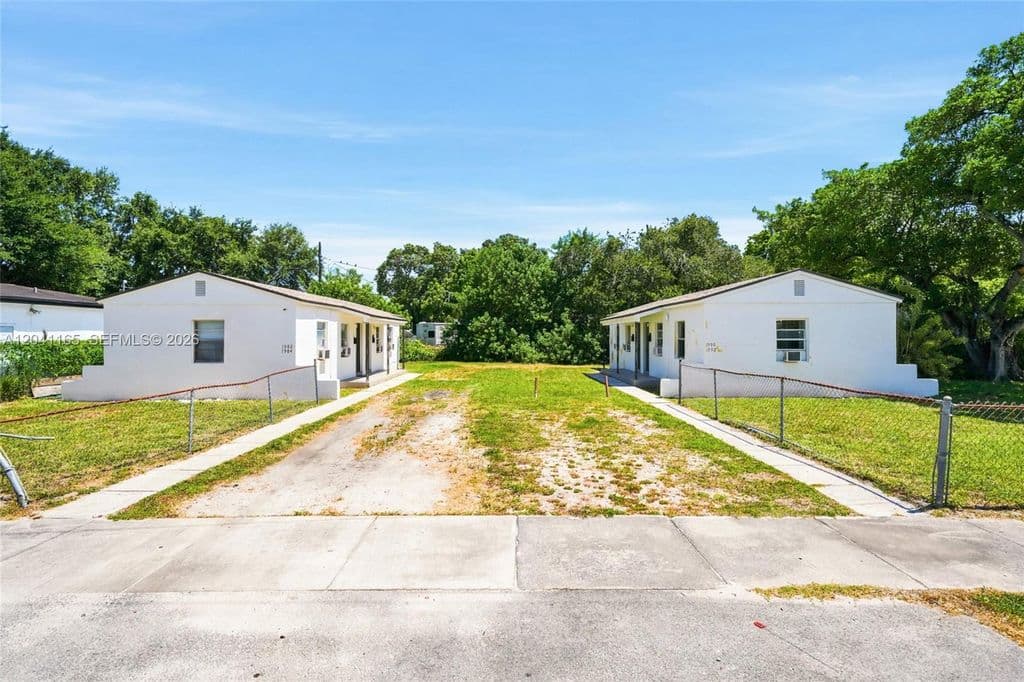 4-bedroom Property — 1992 NW 56th St