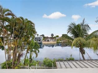 4-bedroom Single-Family Home — 8210 SW 96th Ct, Miami, 33173