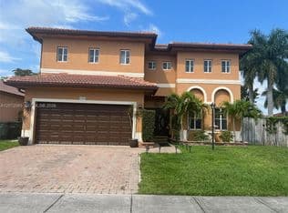 4-bedroom Single-Family Home — 2964 NE 42nd Ave, Homestead, 33033