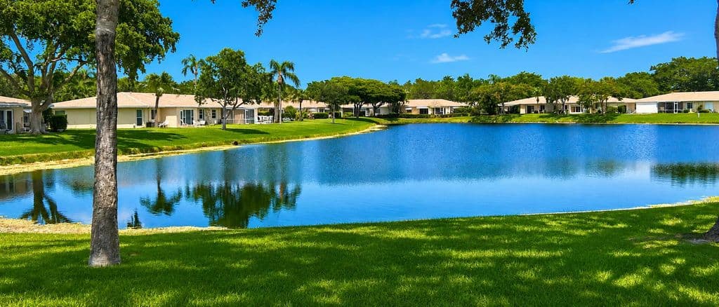 2+1 Condo — 8967 Belle Aire Drive