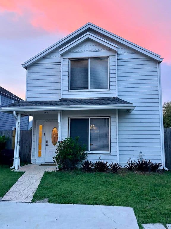 3+1 Müstakil ev — 5813 Wild Lupine Court