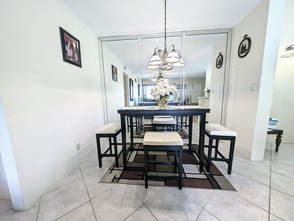2+1 Condo — 7515 S Oriole Boulevard #203