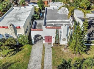 2+1 Müstakil ev — 1513 Adams Street, Hollywood, 33020