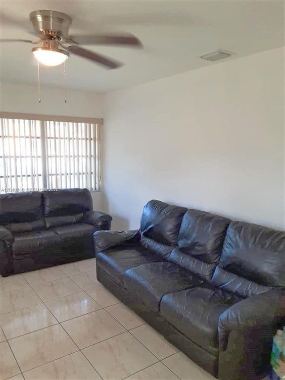 3-bedroom Single-Family Home — 3062 NW 60th St