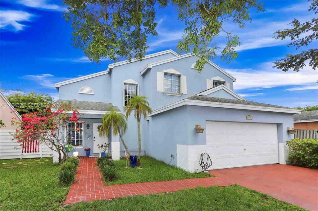 3+1 Müstakil ev — 14454 SW 138th Ct