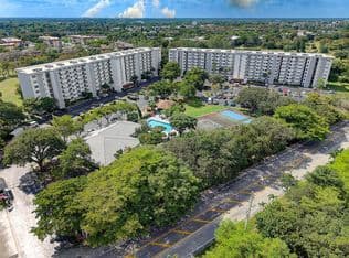 2+1 Condo — 5900 NW 44th St APT 202, Lauderhill, 33319