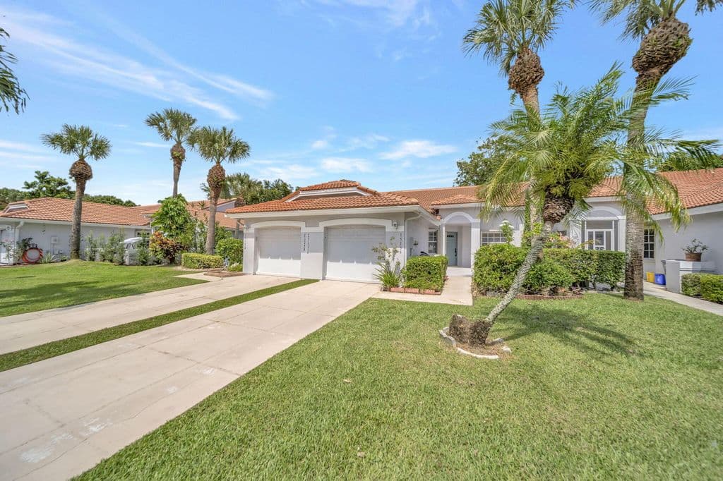 2-bedroom Single-Family Home — 15136 W Tranquility Lake Drive