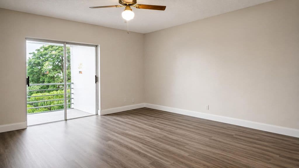 2+1 Condo — 4880 NW 22ND Street #309